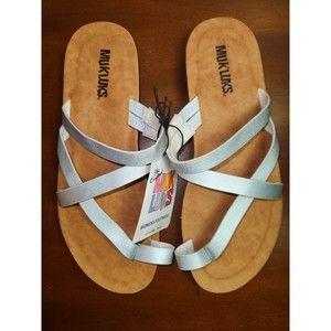 MUK LUKS  Silver Toe Loop Slip On Sandals Women Size 10 Brand New With Tags